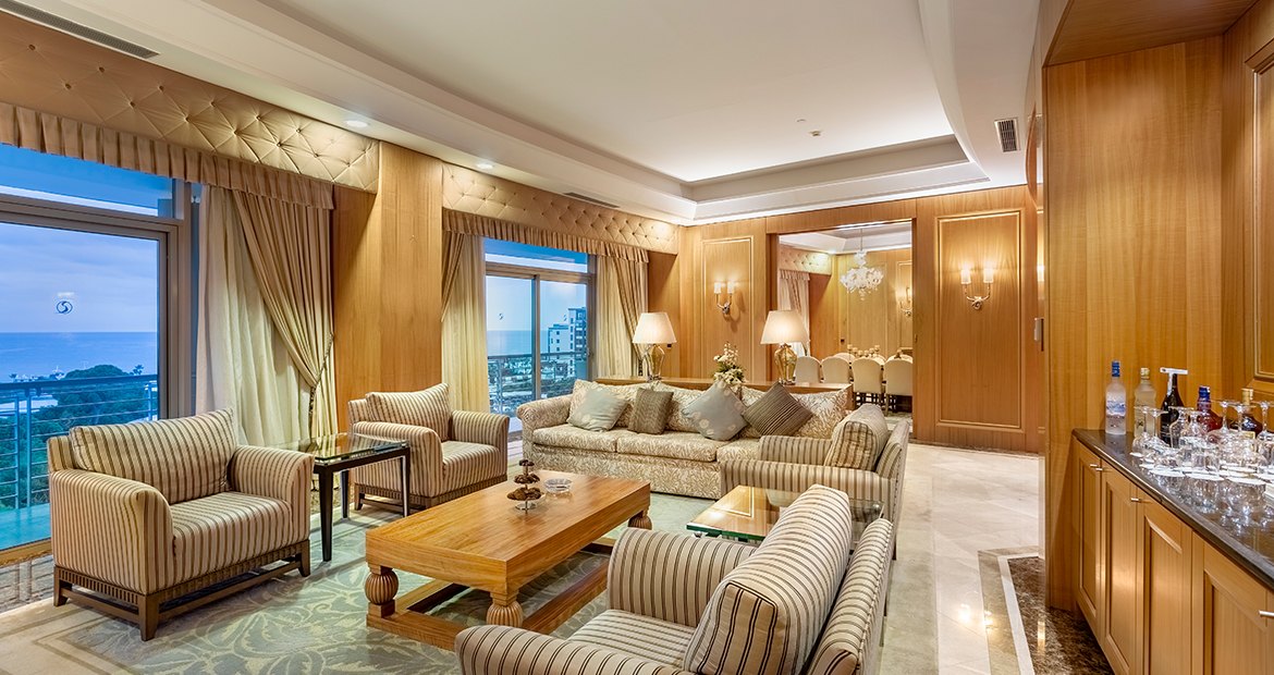 Calista Luxury Resort – King Suite banner