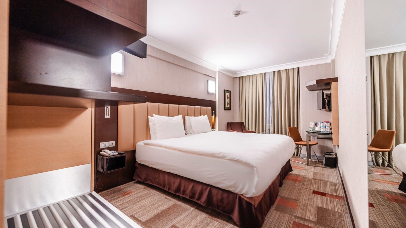 Hotel Lamartine – Standard Double 1