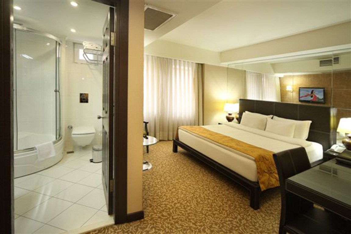 Cartoon Hotel – Double 1