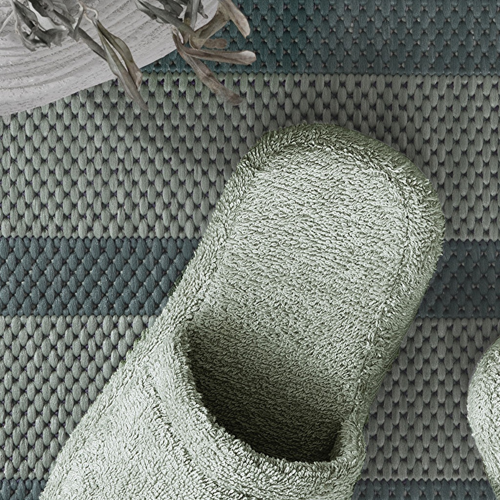 13399880_m_image_201.jpg