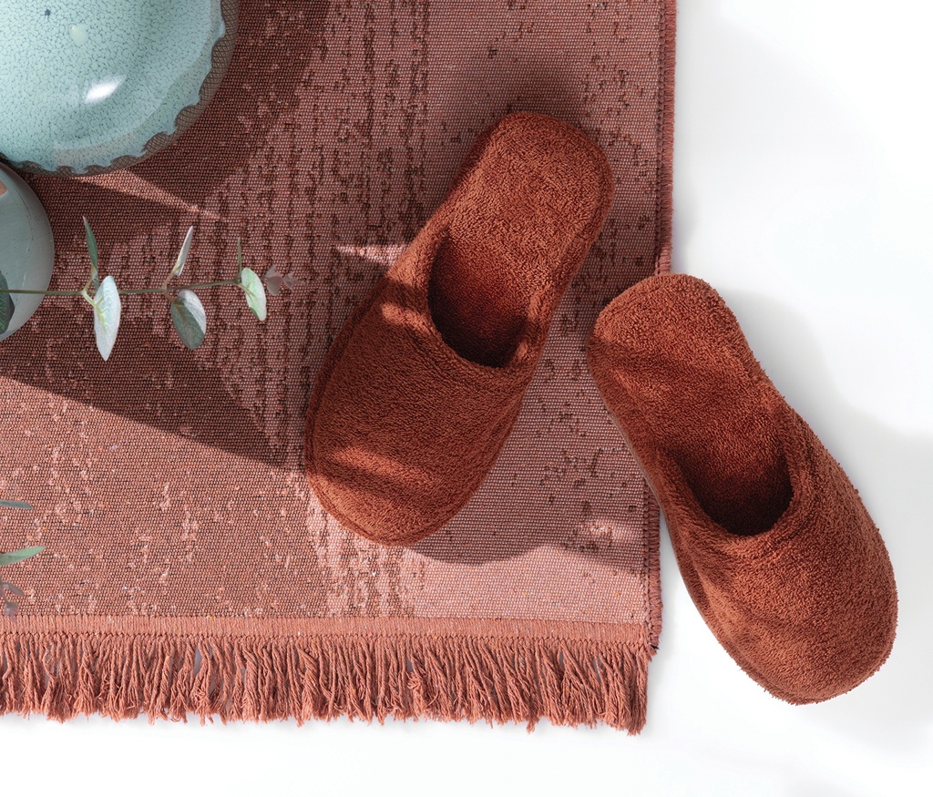PAPUCI BAIE - ESSENTIALS (42-44) - ROSU CARAMIZIU